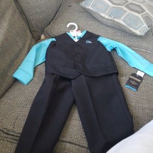 4t Suit